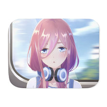 Load image into Gallery viewer, The Quintessential Quintuplets Miku Nakano Sherpa Blanket