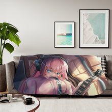 Load image into Gallery viewer, Hitori Gotou Sherpa Blanket