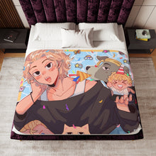 Load image into Gallery viewer, Tokyo Revengers Sherpa Blanket