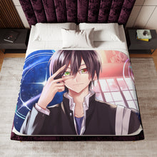 Load image into Gallery viewer, Yū Otosaka pose Sherpa Blanket