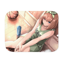 Load image into Gallery viewer, The Quintessential Quintuplets Yotsuba Nakano Sherpa Blanket