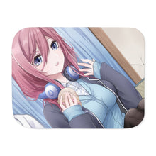 Load image into Gallery viewer, The Quintessential Quintuplets Miku Nakano Sherpa Blanket