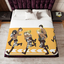 Load image into Gallery viewer, Shingeki no Kyojin - Group Shot Sherpa Blanket