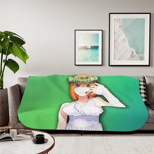 Load image into Gallery viewer, Yotsuba Nakano Sherpa Blanket