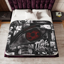 Load image into Gallery viewer, Sharingan Sherpa Blanket