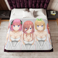 Load image into Gallery viewer, The Quintessential Quintuplets Miku Nakano, Itsuki Nakano, Nino Nakano, Yotsuba Nakano, Ichika Nakano Sherpa Blanket