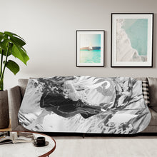 Load image into Gallery viewer, Anime Violet Evergarden Sherpa Blanket