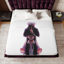 Load image into Gallery viewer, Tokyo Ghoul Ken Kaneki Sherpa Blanket