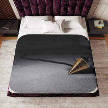 Load image into Gallery viewer, Tengen Toppa Gurren Lagann Sherpa Blanket