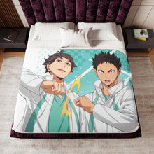 Load image into Gallery viewer, Haikyu!! Sherpa Blanket