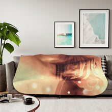 Load image into Gallery viewer, Uchiha Itachi Sherpa Blanket