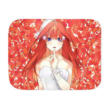 Load image into Gallery viewer, Itsuki Nakano Sherpa Blanket