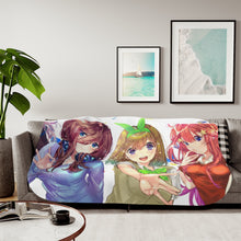 Load image into Gallery viewer, The Quintessential Quintuplets Miku Nakano, Itsuki Nakano, Nino Nakano, Yotsuba Nakano, Ichika Nakano Sherpa Blanket