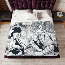 Load image into Gallery viewer, Dororo Hyakkimaru, Dororo, Dororo Sherpa Blanket