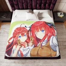 Load image into Gallery viewer, Anime The Quintessential Quintuplets Sherpa Blanket