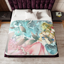 Load image into Gallery viewer, Fairy Tail Lucy Heartfilia Sherpa Blanket