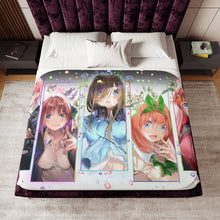 Load image into Gallery viewer, The Quintessential Quintuplets Miku Nakano, Itsuki Nakano, Nino Nakano, Yotsuba Nakano, Ichika Nakano Sherpa Blanket