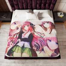 Load image into Gallery viewer, The Quintessential Quintuplets Nino Nakano Sherpa Blanket