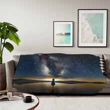 Load image into Gallery viewer, Violet Evergarden Sherpa Blanket