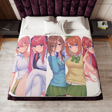 Load image into Gallery viewer, The Quintessential Quintuplets Miku Nakano, Itsuki Nakano, Nino Nakano, Yotsuba Nakano, Ichika Nakano Sherpa Blanket