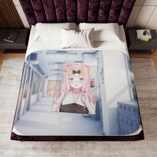 Load image into Gallery viewer, Chika Fujiwara Sherpa Blanket