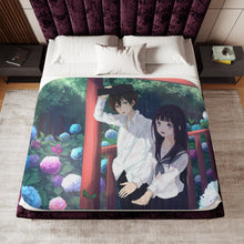 Load image into Gallery viewer, Eru Chitanda And Hōtarō Oreki in the rain Sherpa Blanket