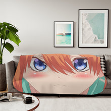 Load image into Gallery viewer, Nakano Yotsuba Sherpa Blanket