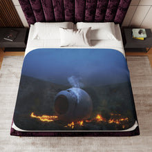 Load image into Gallery viewer, Capsule Sherpa Blanket