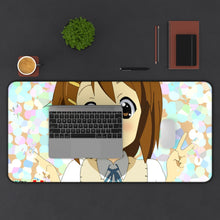 Load image into Gallery viewer, K-ON! Mouse Pad (Desk Mat) With Laptop