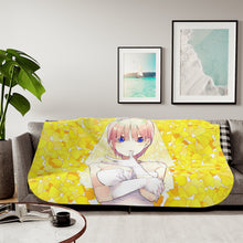 Load image into Gallery viewer, Ichika Nakano Sherpa Blanket
