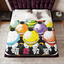 Load image into Gallery viewer, Koro-sensei Sherpa Blanket
