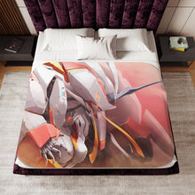 Load image into Gallery viewer, Darling In The FranXX Sherpa Blanket
