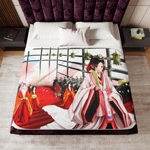 Load image into Gallery viewer, Feodal era Sherpa Blanket
