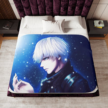 Load image into Gallery viewer, Tokyo Ghoul Ken Kaneki Sherpa Blanket
