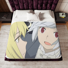Load image into Gallery viewer, Dungeon ni Deai wo Motomeru no wa Machigatteiru Darou ka - Bell Cranel x Ais Wallenstein Sherpa Blanket
