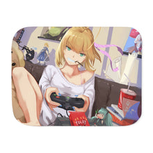 Load image into Gallery viewer, Saber Lily Sherpa Blanket
