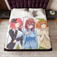 Load image into Gallery viewer, The Quintessential Quintuplets Miku Nakano, Itsuki Nakano, Nino Nakano, Yotsuba Nakano, Ichika Nakano Sherpa Blanket
