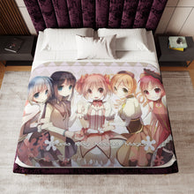 Load image into Gallery viewer, Anime Puella Magi Madoka Magica Sherpa Blanket
