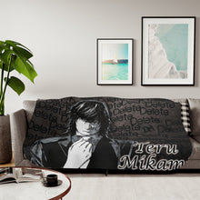 Load image into Gallery viewer, Teru Mikami (Death Note) Sherpa Blanket
