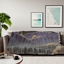 Load image into Gallery viewer, Anime Made In A Sherpa Blanket
