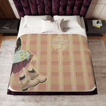 Load image into Gallery viewer, Anime Nisekoi Sherpa Blanket
