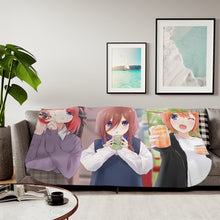 Load image into Gallery viewer, The Quintessential Quintuplets Miku Nakano, Itsuki Nakano, Nino Nakano, Yotsuba Nakano, Ichika Nakano Sherpa Blanket
