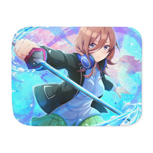 Load image into Gallery viewer, The Quintessential Quintuplets Miku Nakano Sherpa Blanket
