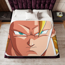 Load image into Gallery viewer, Goku SSJ3 Sherpa Blanket
