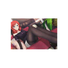 Load image into Gallery viewer, Nishikino Maki Rug
