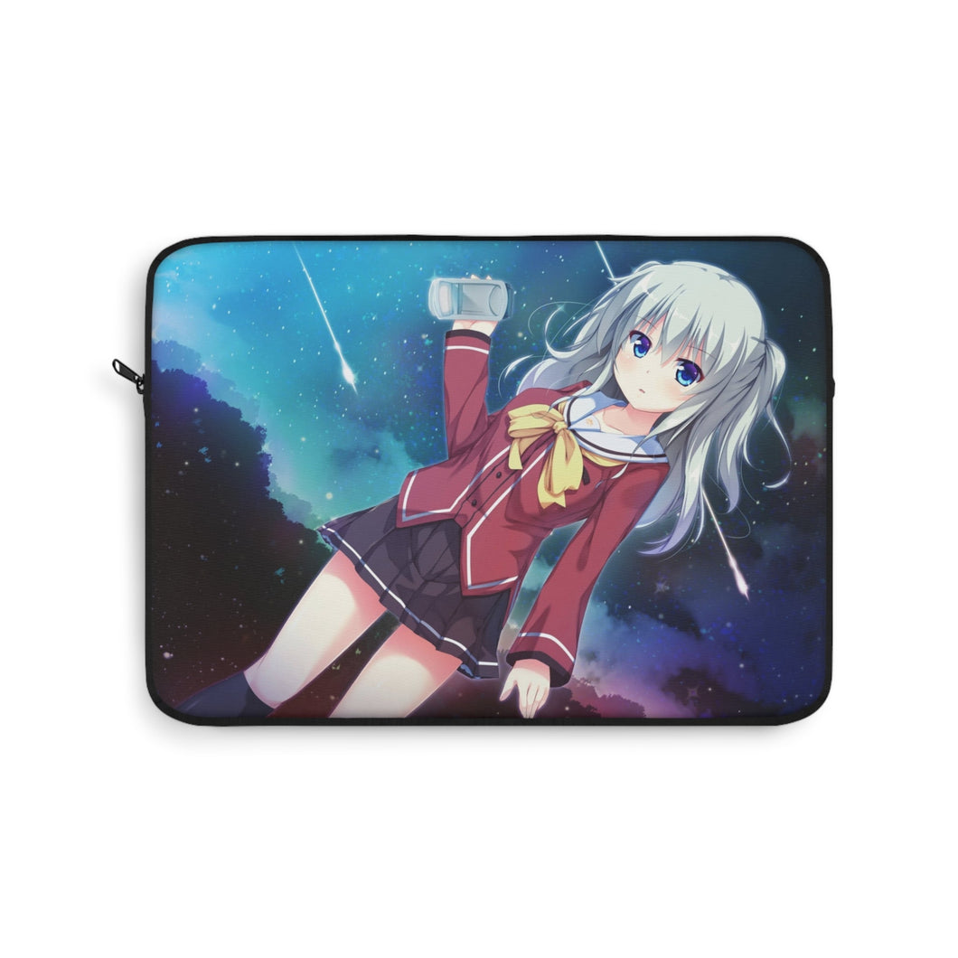 Nao Tomori holding a camera Laptop Sleeve