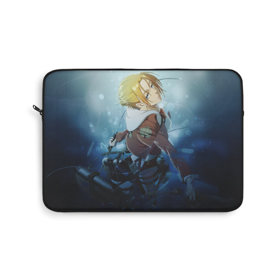 Shingeki no Kyojin - Annie Leonhardt Laptop Sleeve