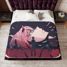 Load image into Gallery viewer, Anime Darling in the FranXX Sherpa Blanket
