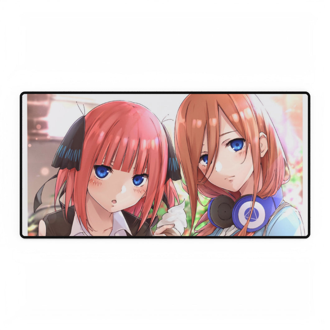 Miku Nakano & Nino Nakano Mouse Pad (Desk Mat)