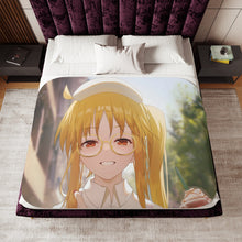 Load image into Gallery viewer, Nijika Ijichi Sherpa Blanket
